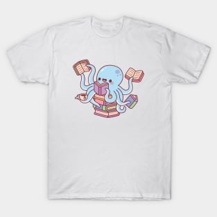 Cute Octopus Busy Reading Books T-Shirt